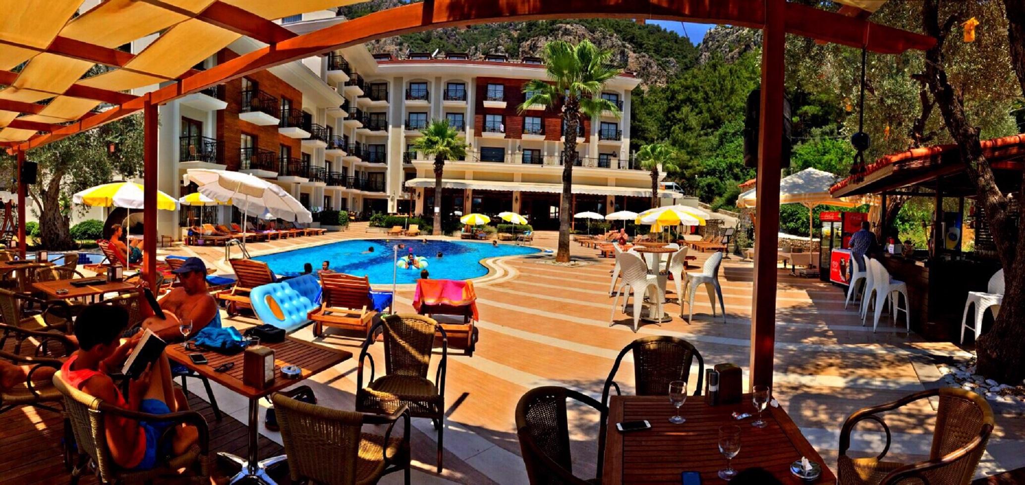 Meril Club Hotel Marmaris (Adults Only) トゥルンチュ エクステリア 写真