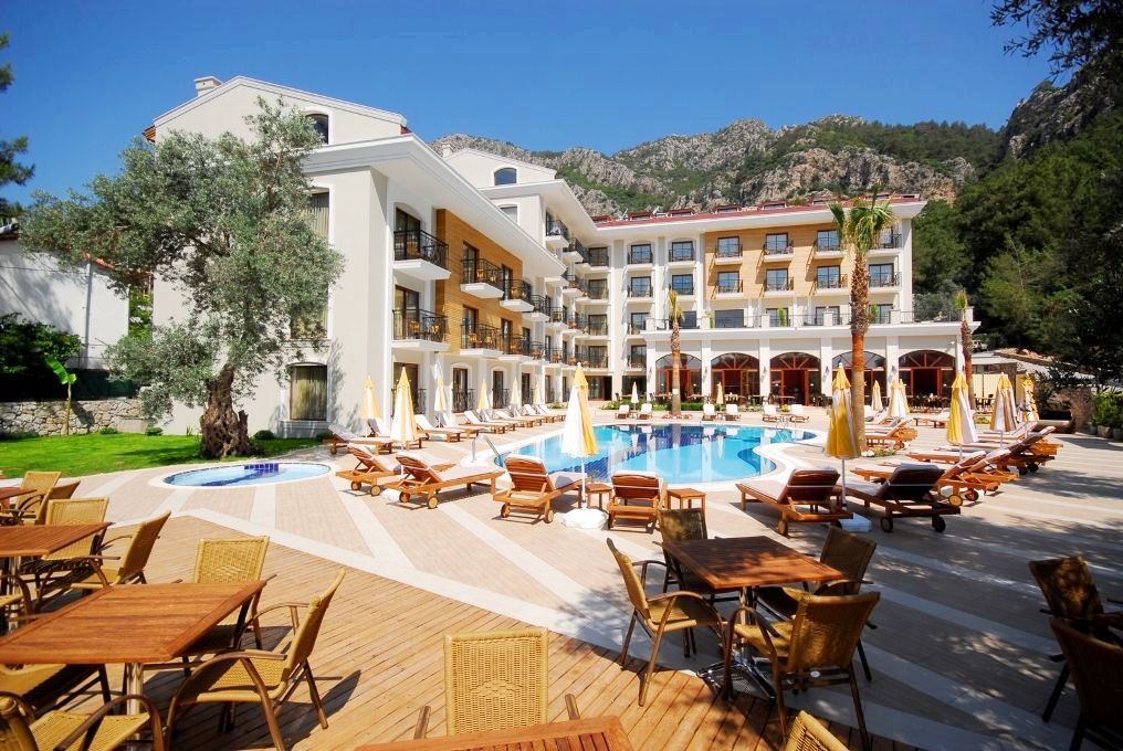 Meril Club Hotel Marmaris (Adults Only) トゥルンチュ エクステリア 写真